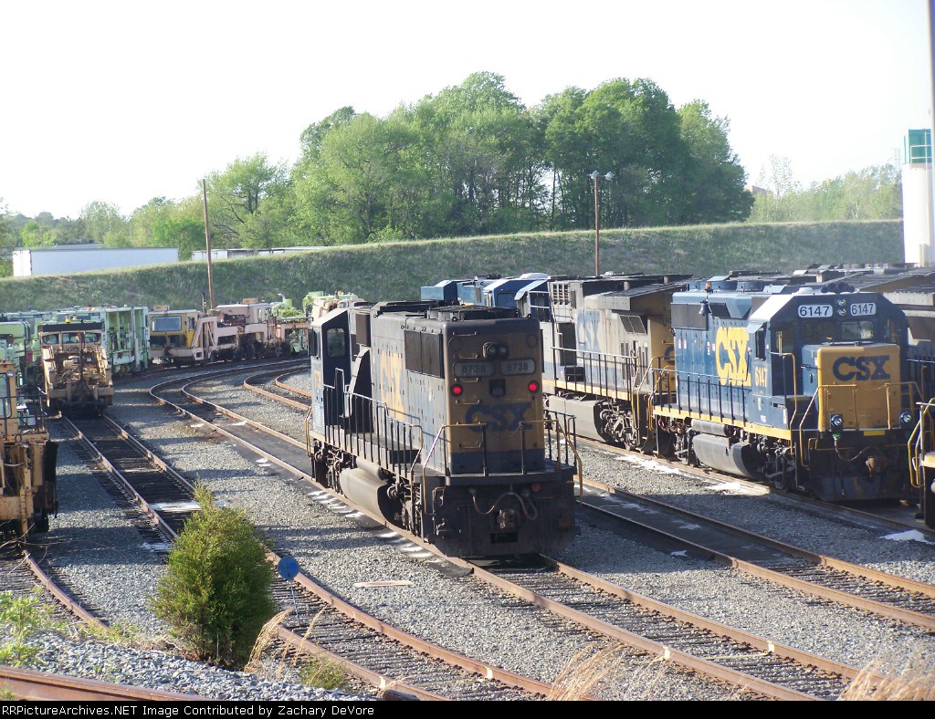 CSX 8738